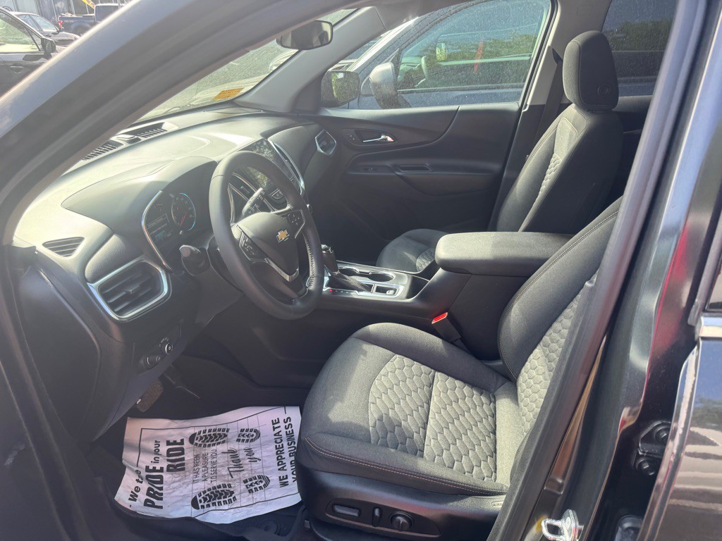 2018 Chevrolet Equinox Image 3