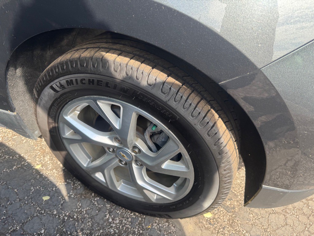 2018 Chevrolet Equinox Image 12