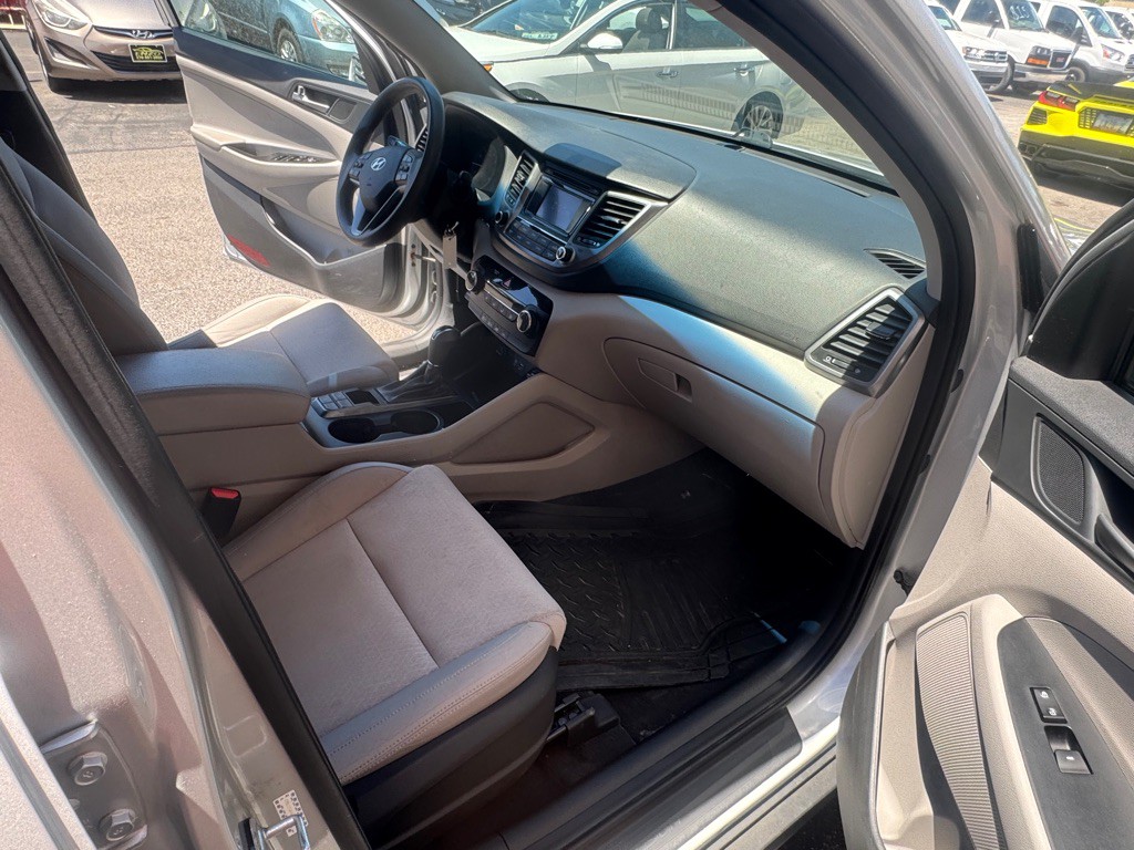 2018 Hyundai Tucson Image 18