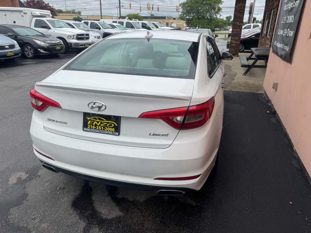 2017 Hyundai Sonata Image 4