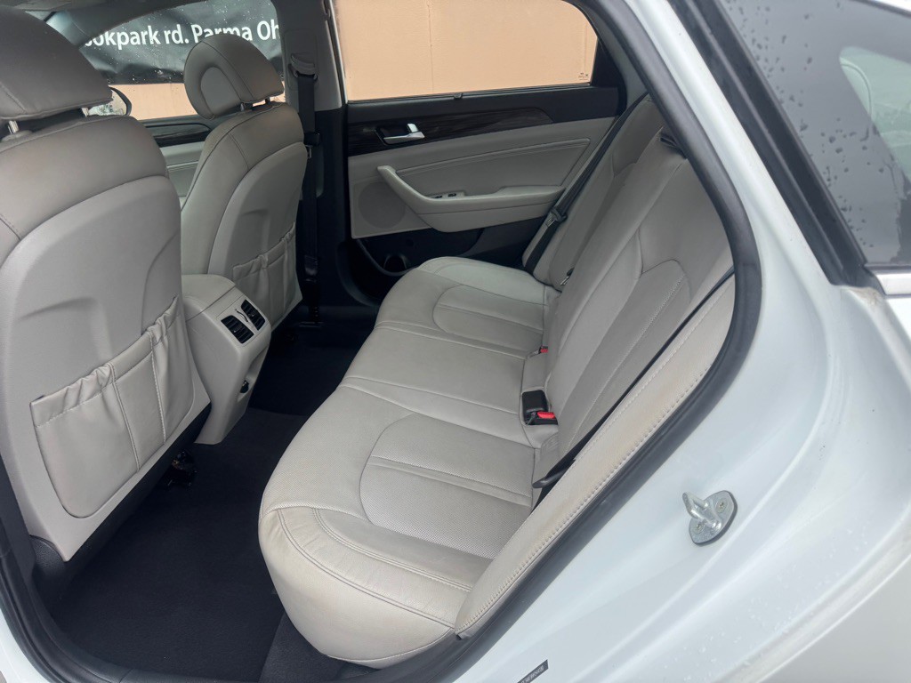 2017 Hyundai Sonata Image 8