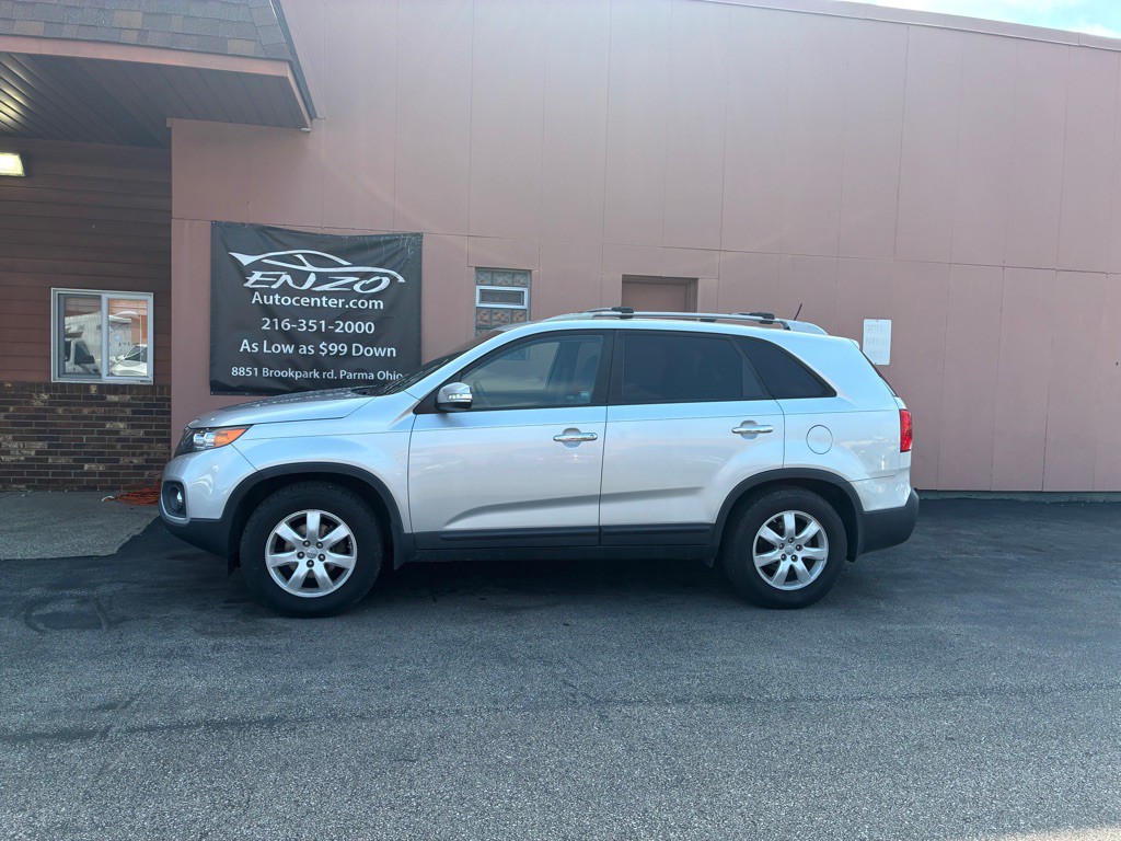2012 Kia Sorento Image 2
