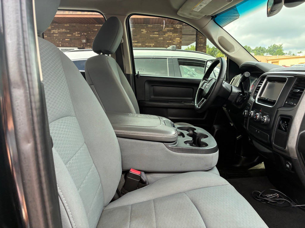 2013 RAM 1500 Image 9