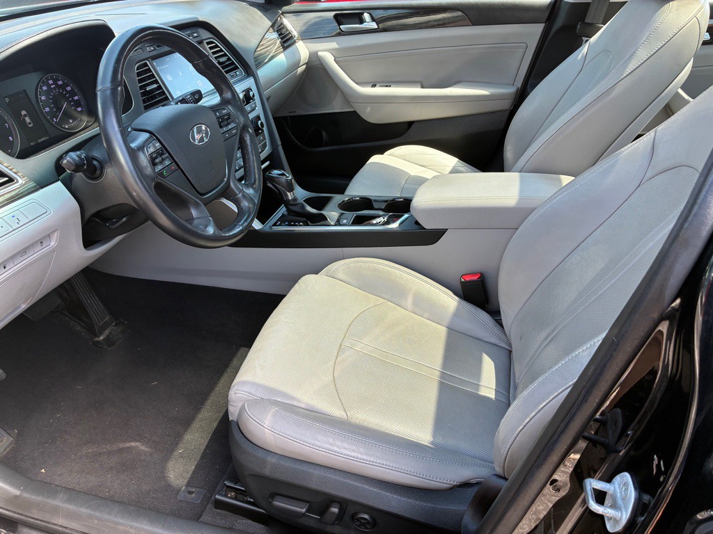 2015 Hyundai Sonata Image 16