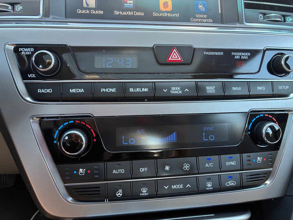 2015 Hyundai Sonata Image 19