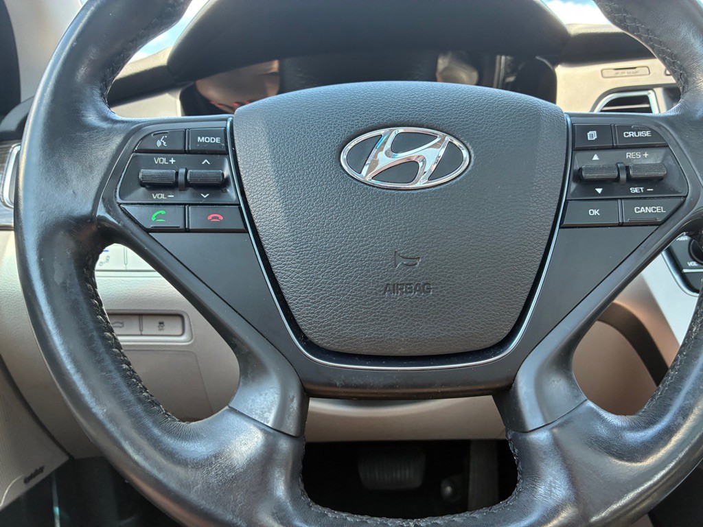 2015 Hyundai Sonata Image 22