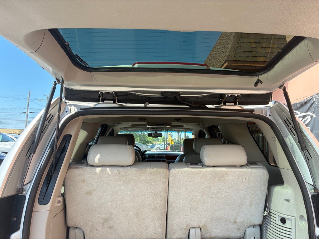 2010 Chevrolet Tahoe Image 10