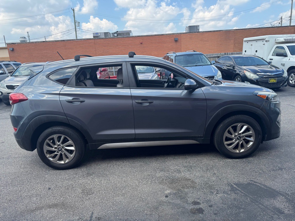 2017 Hyundai Tucson Image 4