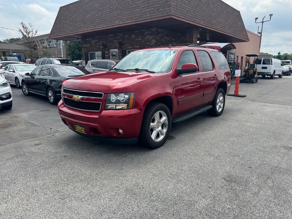 2012 Chevrolet Tahoe Image 1