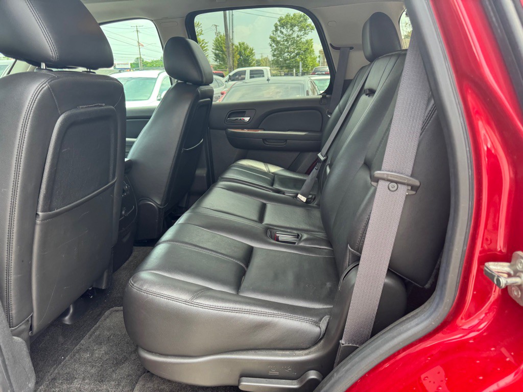2012 Chevrolet Tahoe Image 18