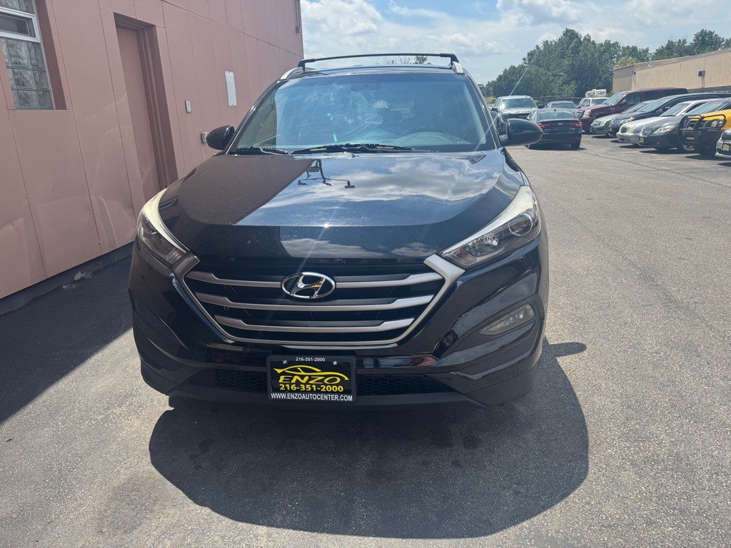 2017 Hyundai Tucson Image 2