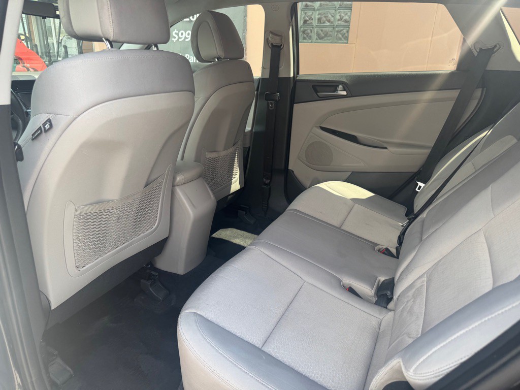 2017 Hyundai Tucson Image 6
