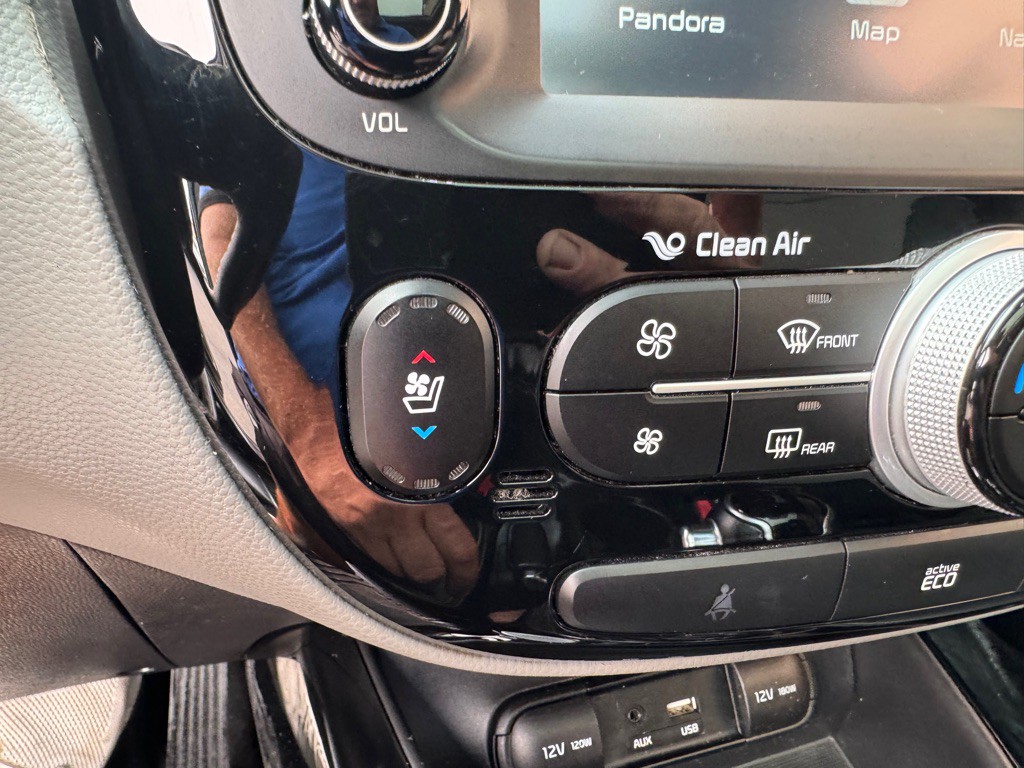 2016 Kia Soul Image 26