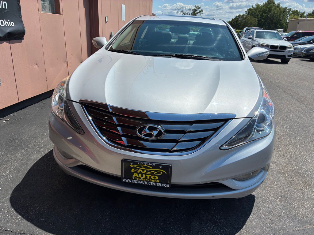 2011 Hyundai Sonata Image 4