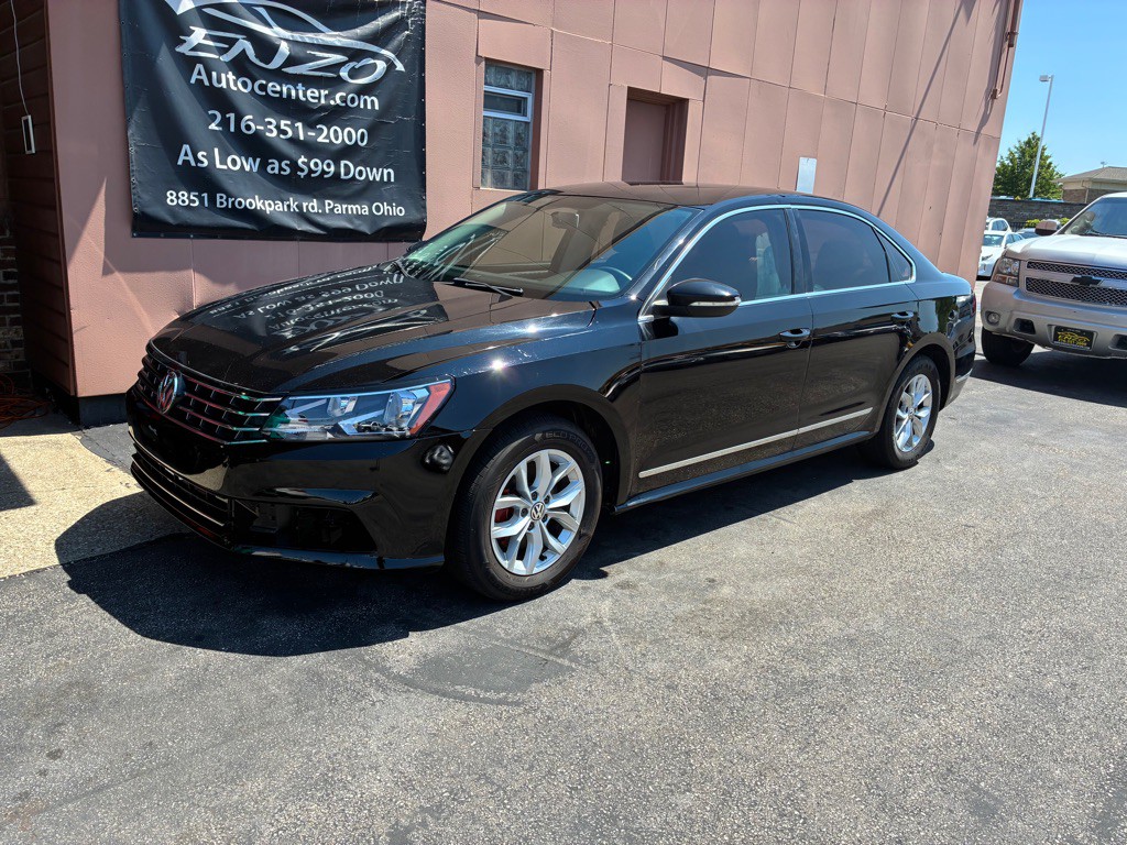 2016 Volkswagen Passat Image 3