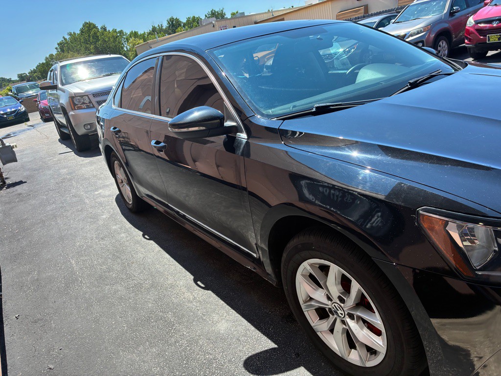 2016 Volkswagen Passat Image 5