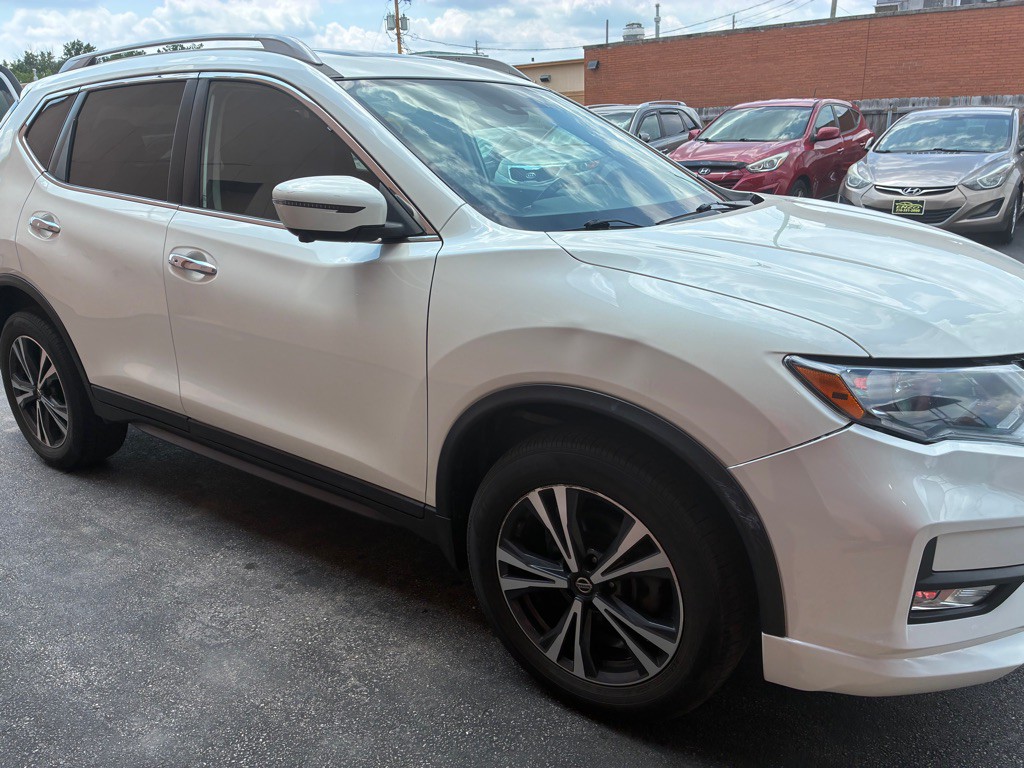 2020 Nissan Rogue Image 5