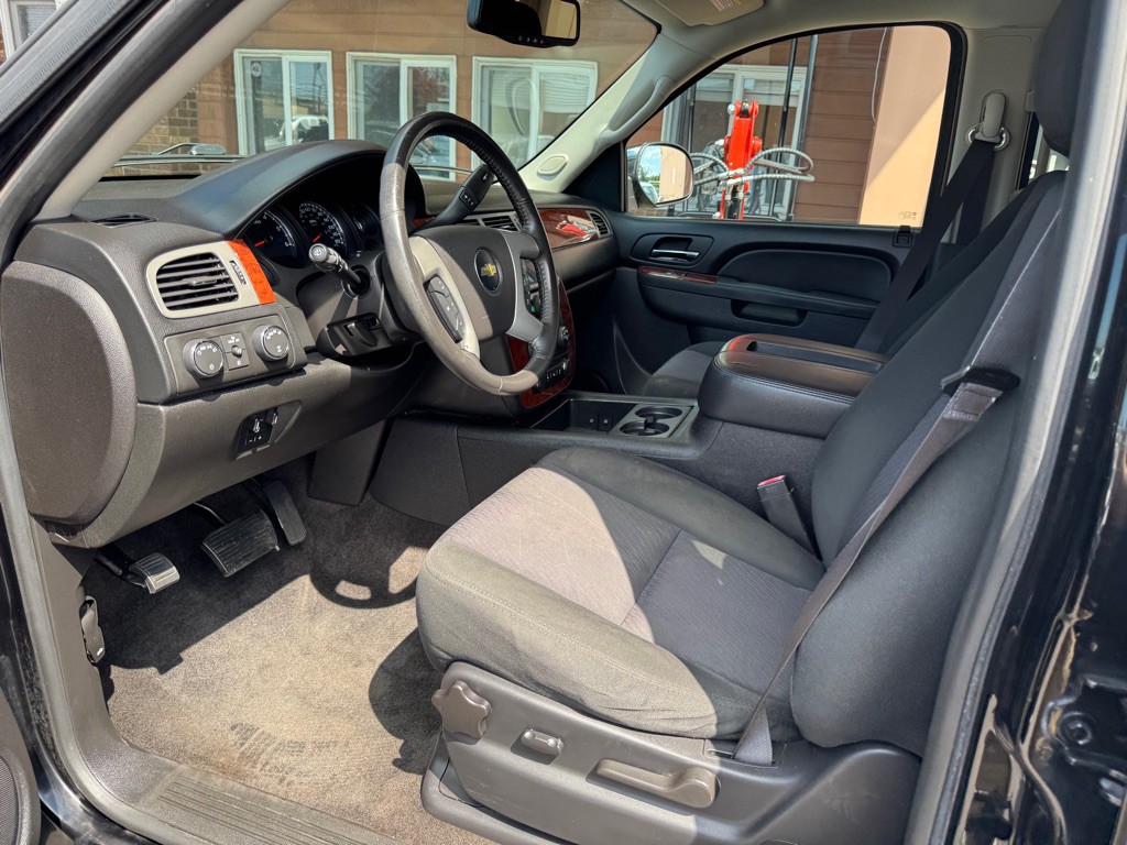 2014 Chevrolet Tahoe Image 16