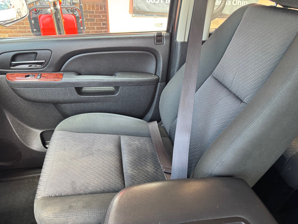 2014 Chevrolet Tahoe Image 21