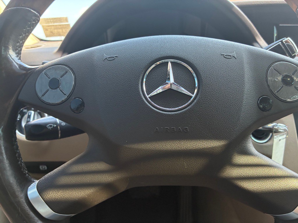 2011 Mercedes-Benz E-Class Image 11