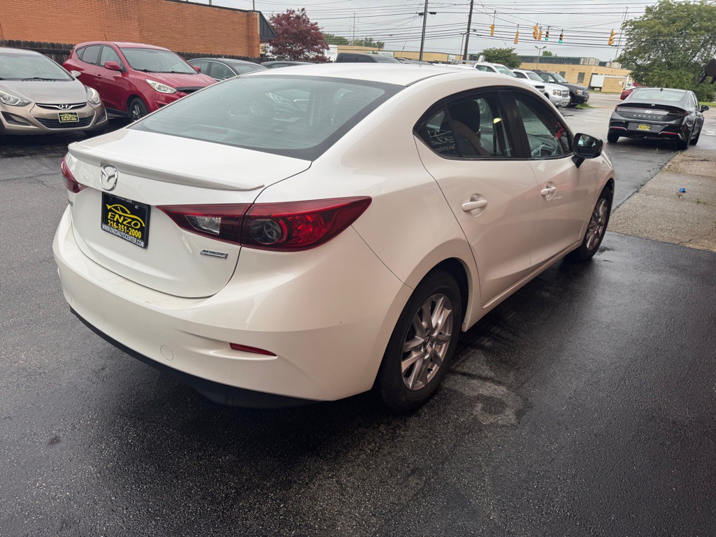2015 Mazda Mazda3 Image 4