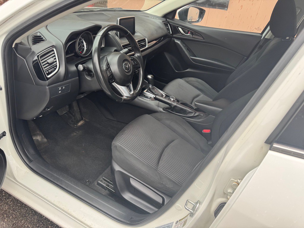 2015 Mazda Mazda3 Image 14
