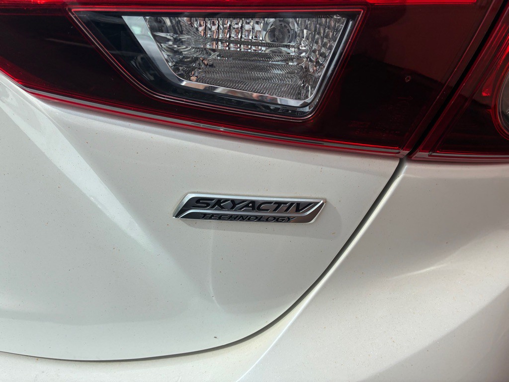 2015 Mazda Mazda3 Image 33