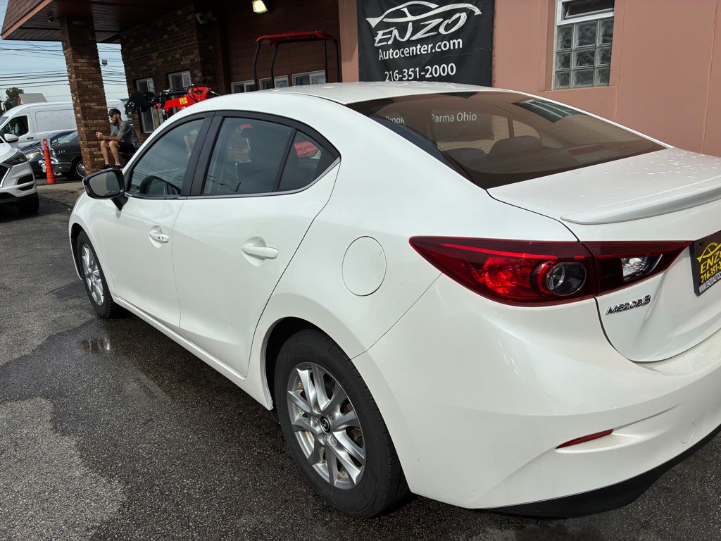 2015 Mazda Mazda3 Image 34