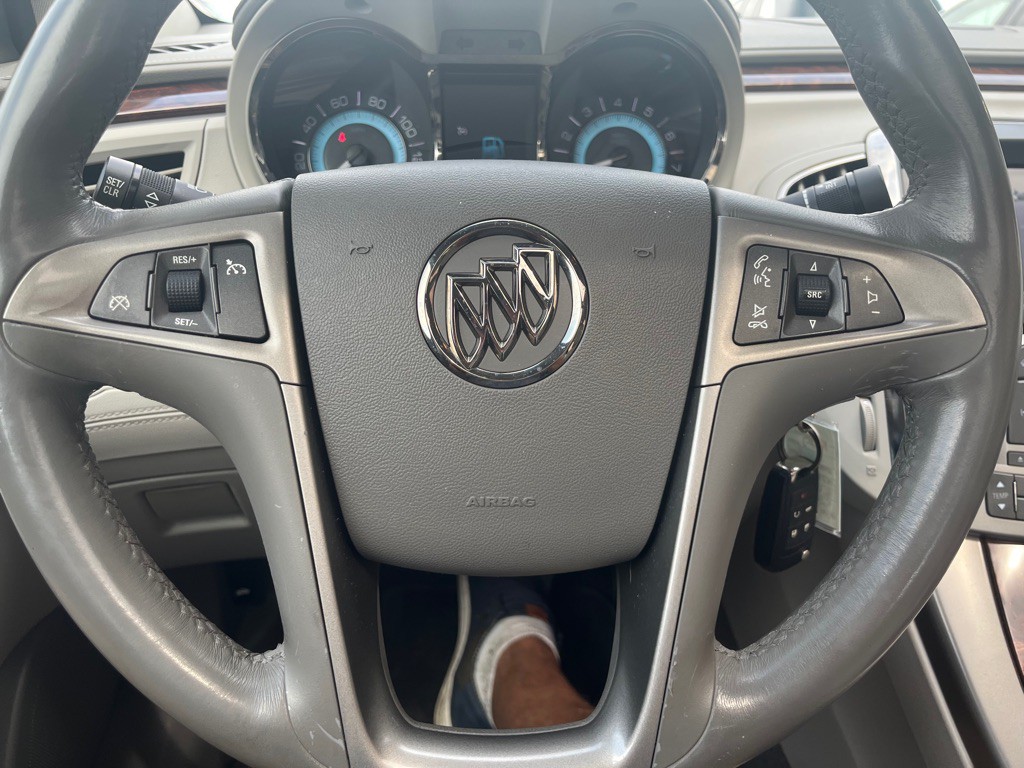 2013 Buick Lacrosse Image 24