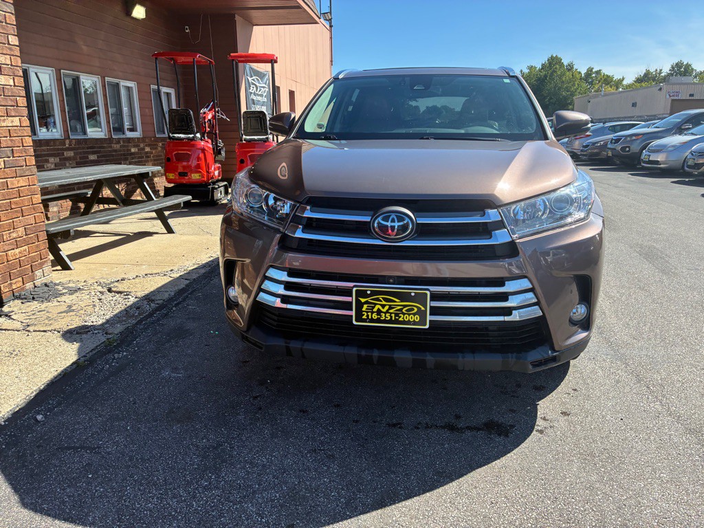 2018 Toyota Highlander Image 3