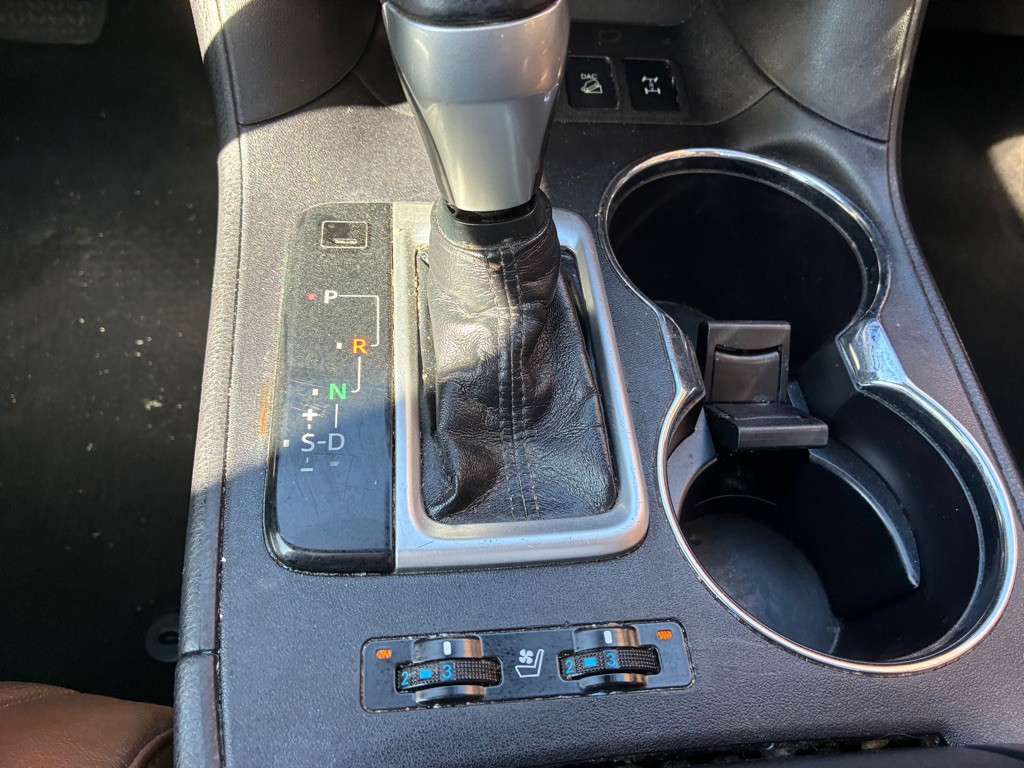 2018 Toyota Highlander Image 20