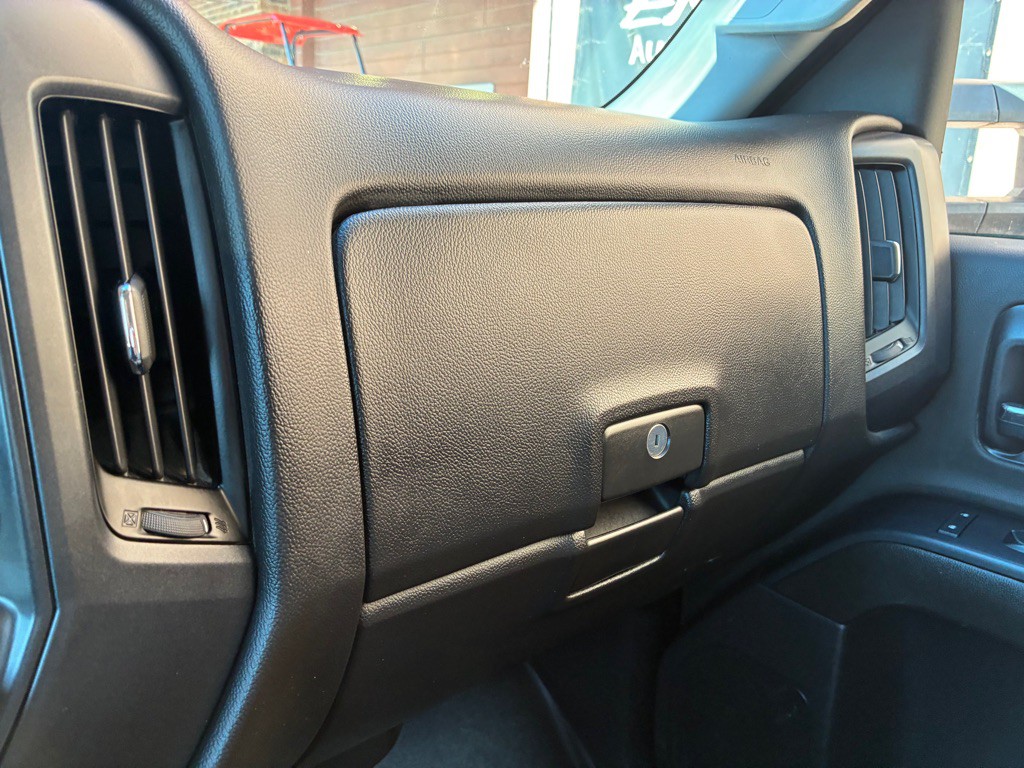 2015 GMC Sierra Image 21