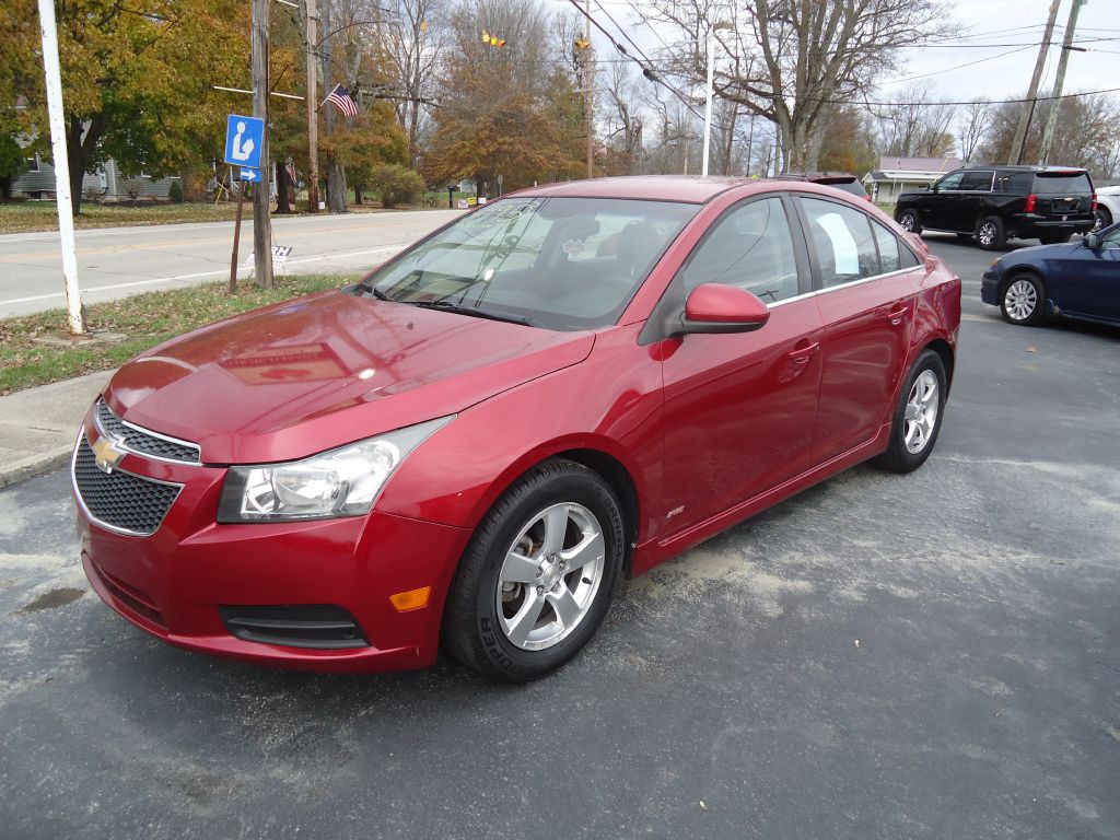 2011 Chevrolet Cruze Image 1