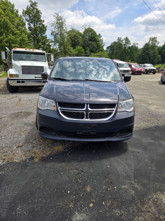 2016 Dodge Grand Caravan Image 2