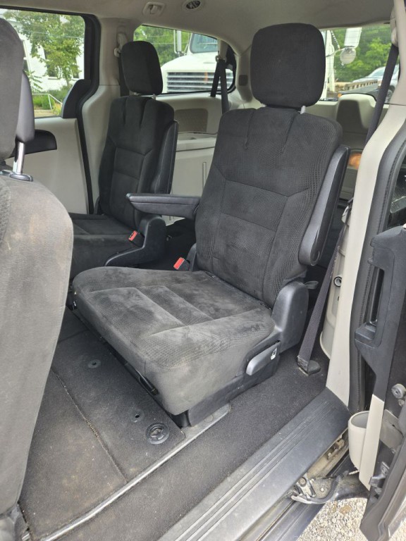 2016 Dodge Grand Caravan Image 6