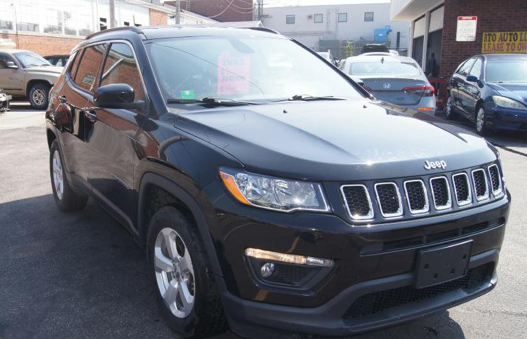 2018 Jeep Compass Image 1