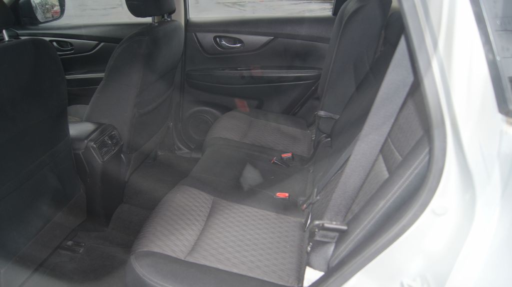 2020 Nissan Rogue Image 8