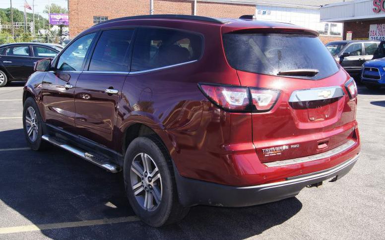 2017 Chevrolet Traverse Image 3