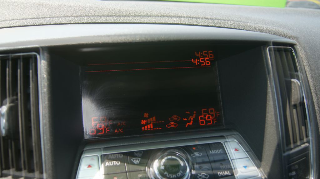 2014 Nissan Maxima Image 10