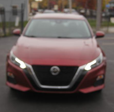 2022 Nissan Altima Image 2