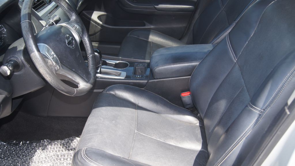 2016 Nissan Altima Image 5