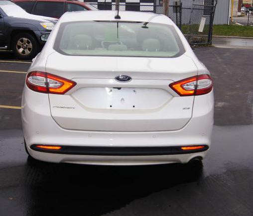 2016 Ford Fusion Image 5