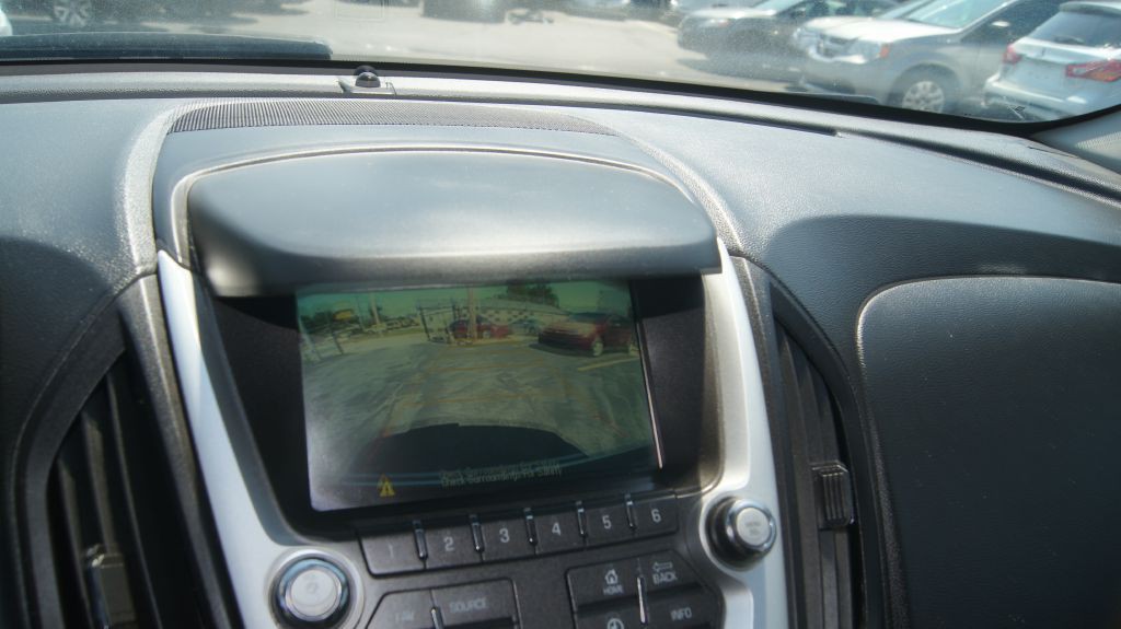 2017 Chevrolet Equinox Image 3