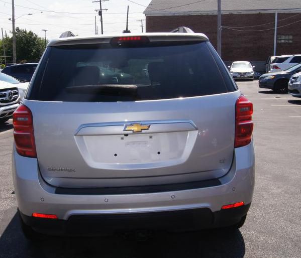 2017 Chevrolet Equinox Image 8