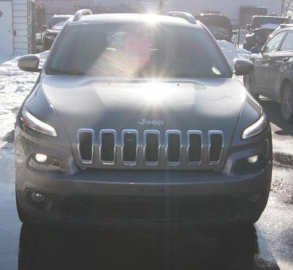 2017 Jeep Cherokee Image 2