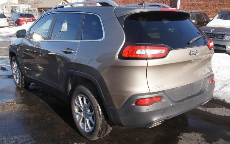 2017 Jeep Cherokee Image 5