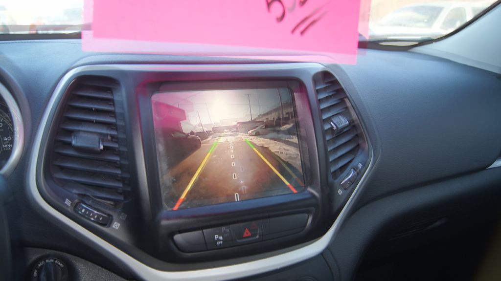 2017 Jeep Cherokee Image 10