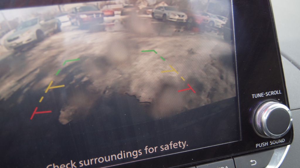 2022 Nissan Altima Image 9