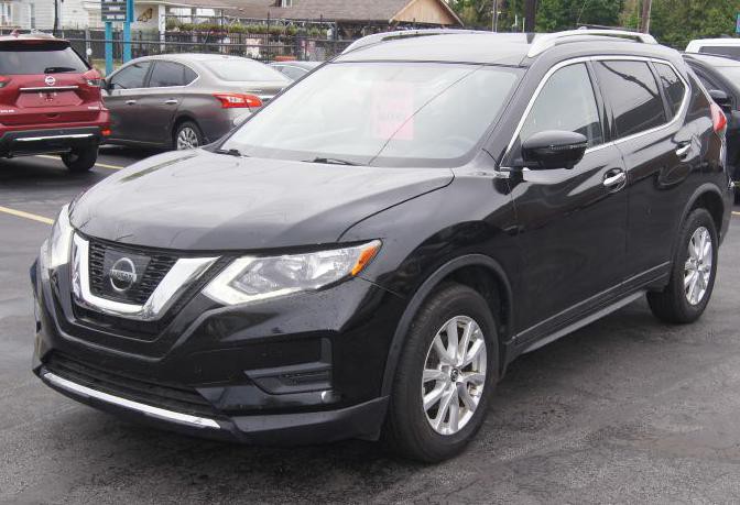 2017 Nissan Rogue Image 3