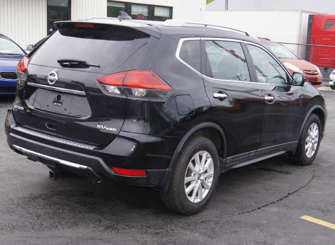 2017 Nissan Rogue Image 4